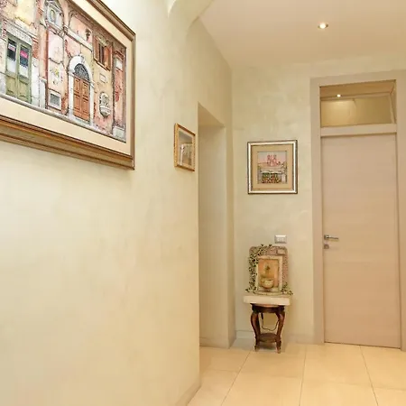 Domus Gallo Bed and Breakfast