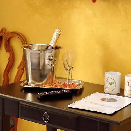 Domus Gallo Bed and Breakfast