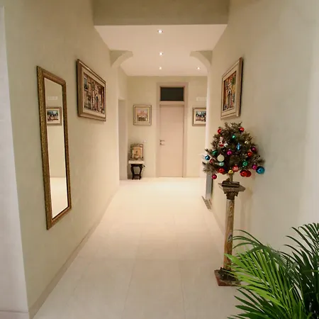 Domus Gallo Bed and Breakfast