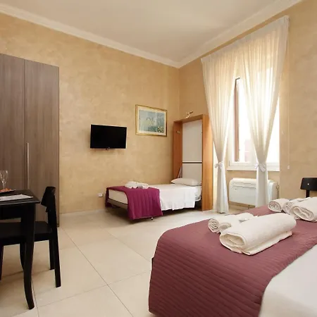 Bed and Breakfast Domus Gallo 4*
